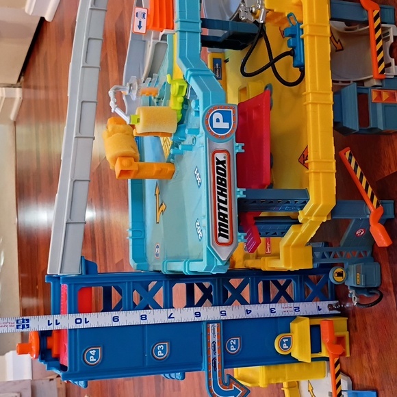 Matchbox car garage - Picture 2 of 15